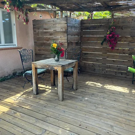 La Vie En Rose * Coti-Chiavari (Corsica)